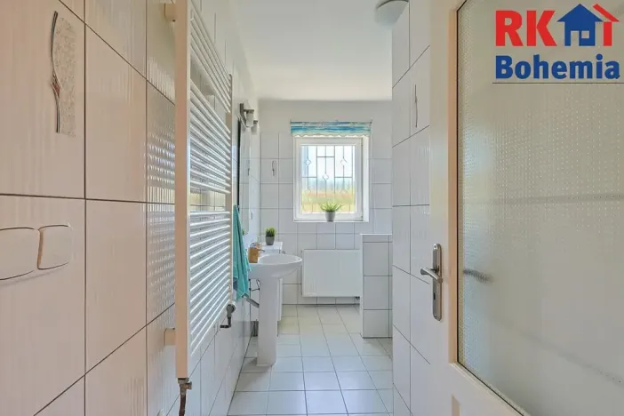 Prodej rodinného domu, Šestajovice, U Pole, 266 m2
