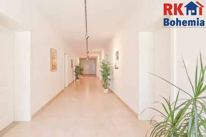 Prodej rodinného domu, Šestajovice, U Pole, 266 m2