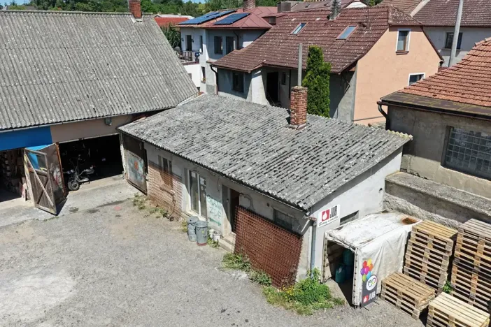 Prodej vícegeneračního domu, Kamenice, 1737 m2