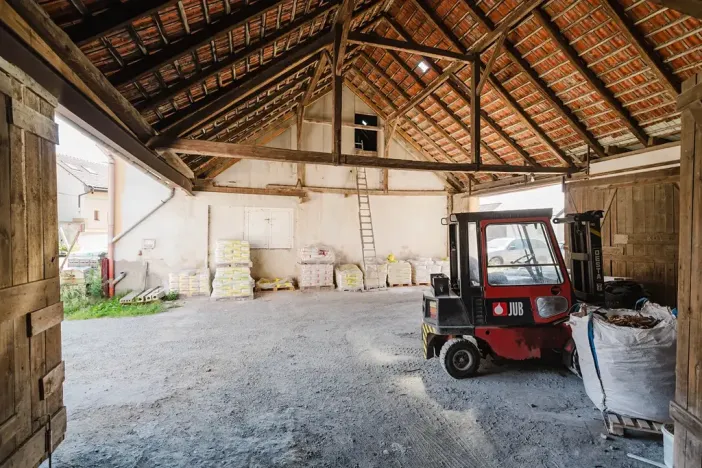 Prodej vícegeneračního domu, Kamenice, 1737 m2