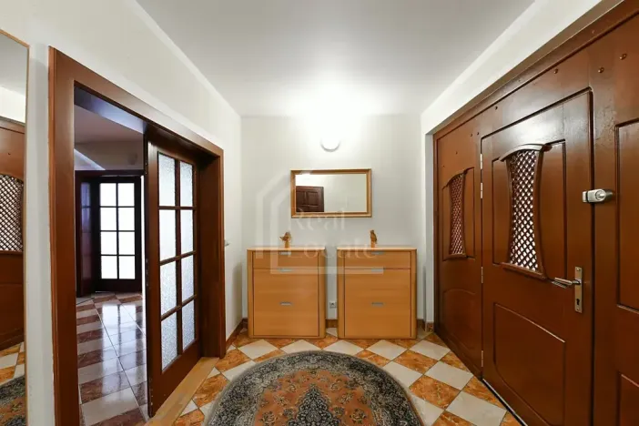 Pronájem rodinného domu, Praha - Čimice, Na průhonu, 310 m2