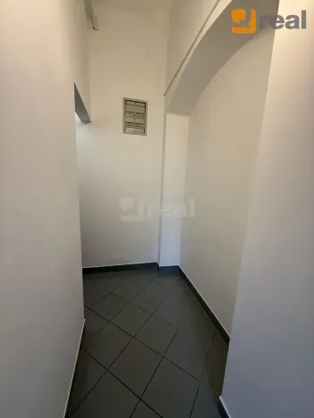 Pronájem obchodního prostoru, Liberec, Hanychovská, 47 m2