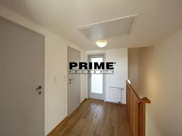 Pronájem bytu 4+1, Praha - Smíchov, Štefánikova, 147 m2