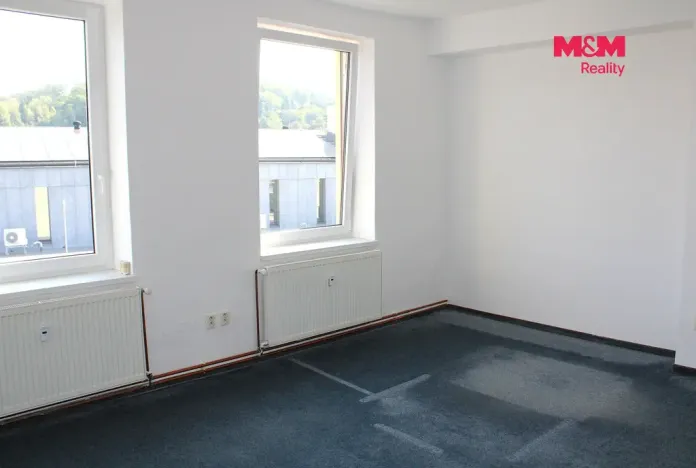 Pronájem kanceláře, Nová Paka, Komenského, 19 m2