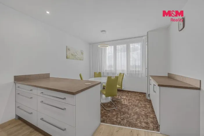 Prodej bytu 2+kk, Hradec Králové - Nový Hradec Králové, Durychova, 47 m2