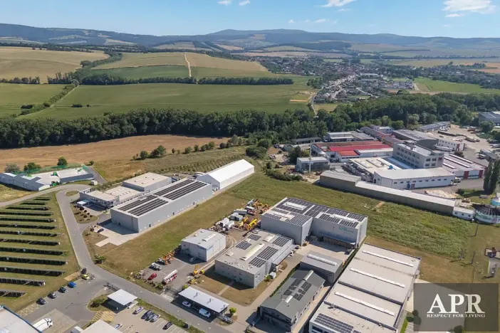 Prodej komerčního pozemku, Nivnice, 3525 m2
