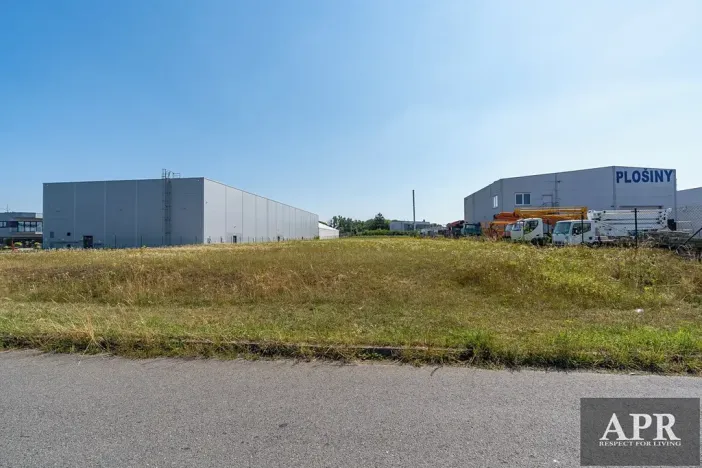 Prodej komerčního pozemku, Nivnice, 3525 m2