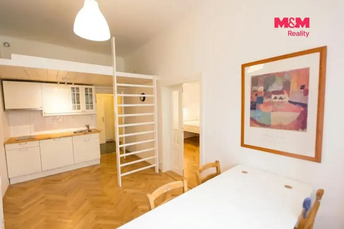 Pronájem bytu 2+kk, Praha - Smíchov, Na Březince, 46 m2