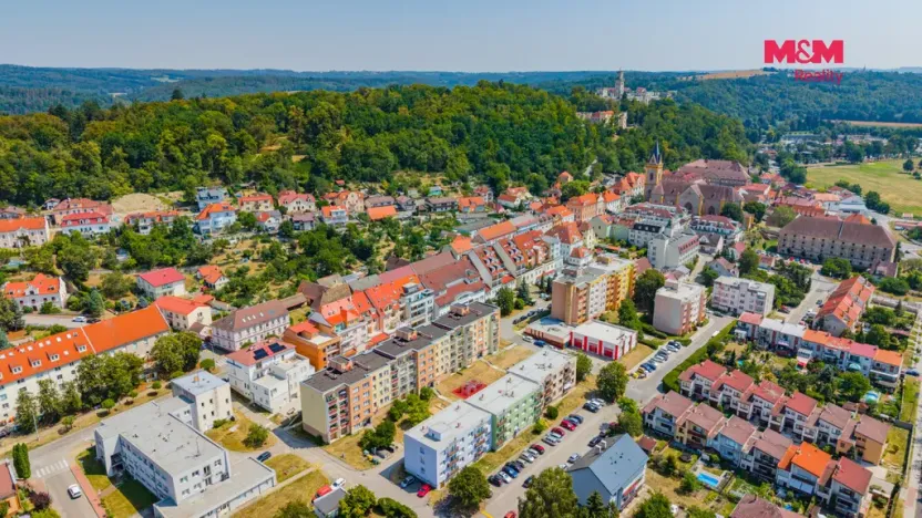 Prodej bytu 3+1, Hluboká nad Vltavou, Nerudova, 66 m2