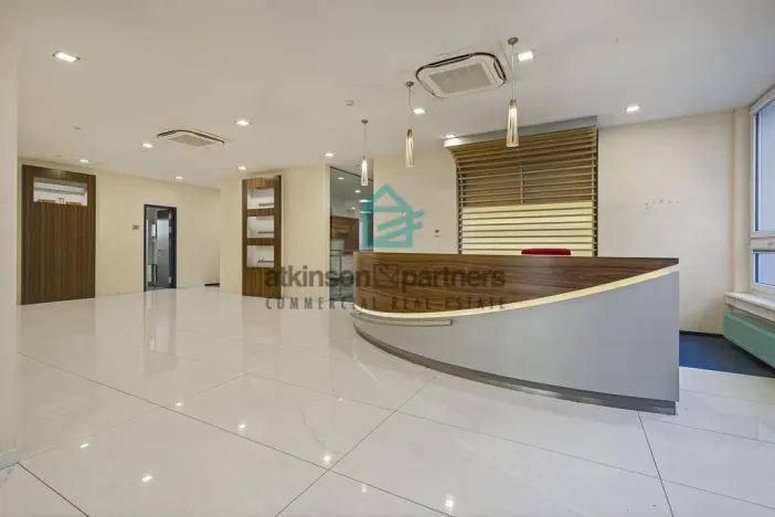 Pronájem kanceláře, České Budějovice - České Budějovice 6, Jeronýmova, 3500 m2