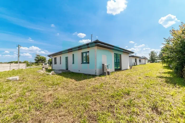 Prodej pozemku pro bydlení, Olza, Polsko, Grobla, 690 m2