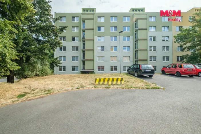 Prodej bytu 3+1, Klášterec nad Ohří, Školní, 66 m2