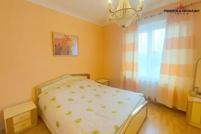 Prodej vily, Praha - Suchdol, 243 m2
