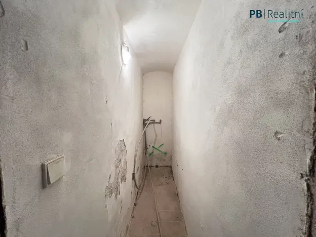 Prodej komerční nemovitosti, Praha - Karlín, Křižíkova, 235 m2