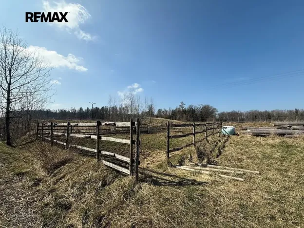 Prodej zemědělského objektu, Spálené Poříčí, 164000 m2