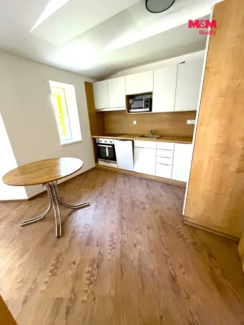Pronájem bytu 2+kk, Náchod, Poděbradova, 59 m2