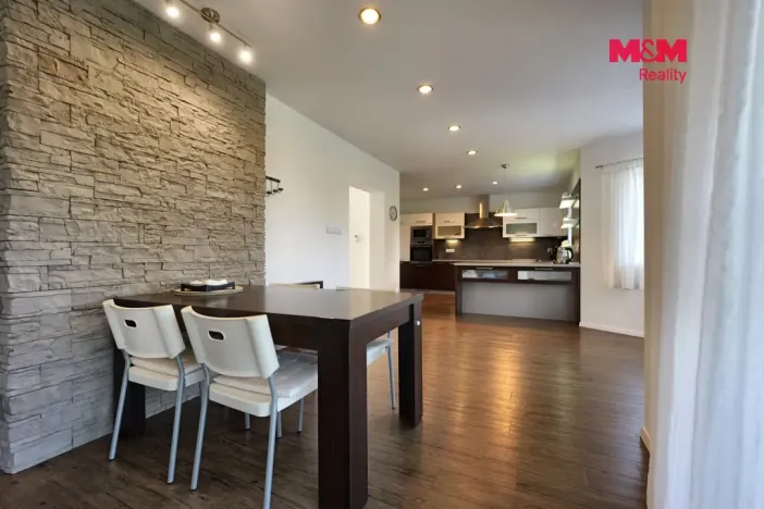 Prodej rodinného domu, Domašov u Šternberka, 341 m2