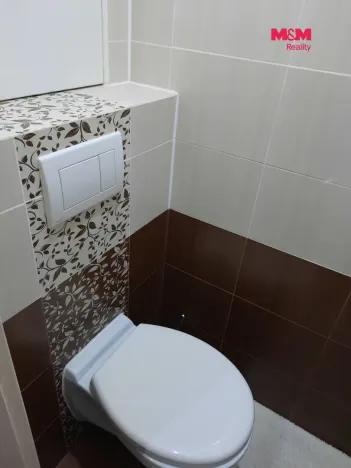 Pronájem bytu 2+1, Chomutov, Arbesova, 61 m2