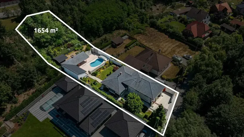 Prodej rodinného domu, Benátky, 241 m2