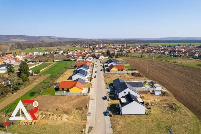 Prodej rodinného domu, Žabčice, 142 m2