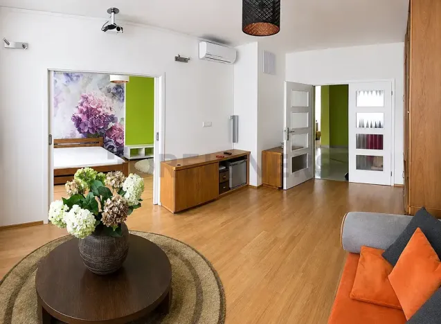 Pronájem bytu 2+1, Praha, Křižíkova, 80 m2