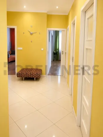 Pronájem bytu 2+1, Praha, Křižíkova, 80 m2