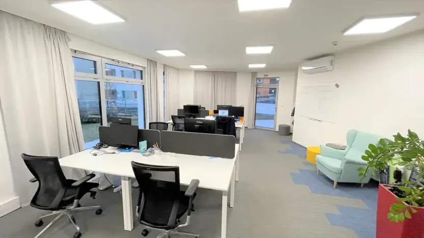 Pronájem kanceláře, Praha - Krč, Pacovská, 109 m2