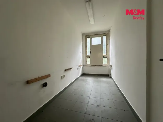 Prodej obchodního prostoru, Žatec, 900 m2