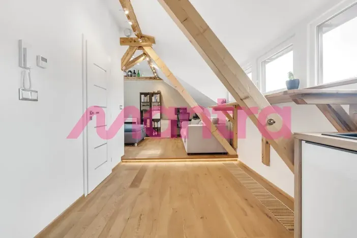 Prodej vícegeneračního domu, Praha, V Podbabě, 90 m2