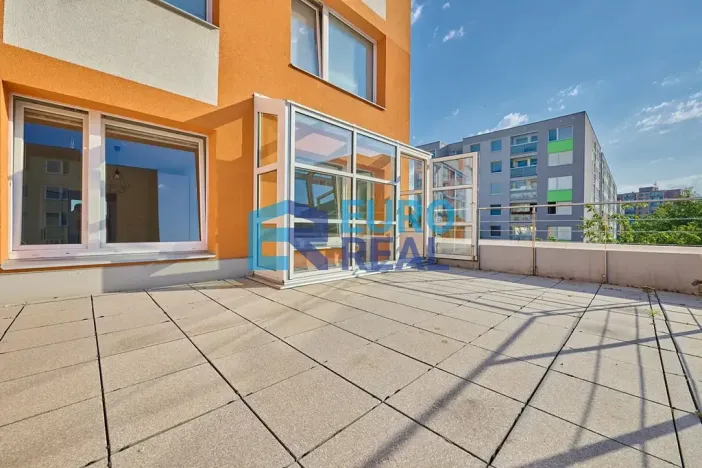 Pronájem bytu 2+1, Praha - Hlubočepy, Werichova, 65 m2
