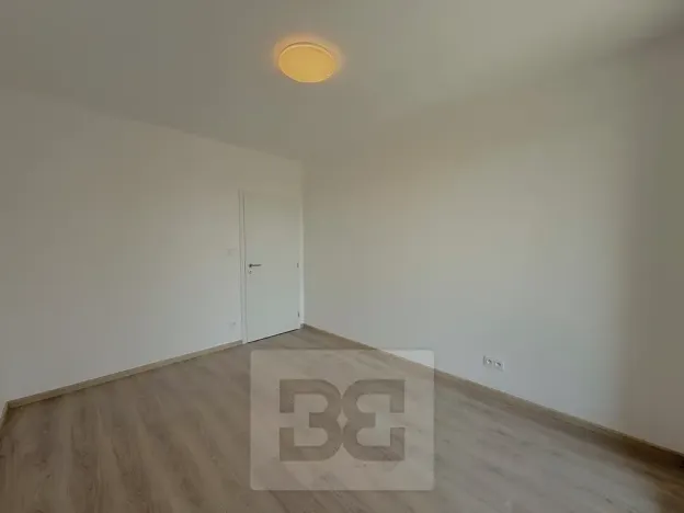 Pronájem bytu 2+kk, Pardubice, U Sportovní školy, 59 m2