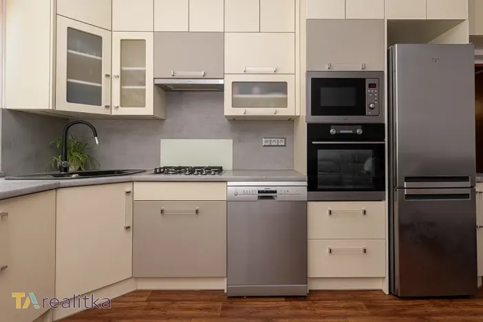 Prodej bytu 2+1, Karviná, Haškova, 54 m2