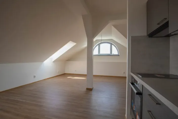 Pronájem činžovního domu, Říčany, 17. listopadu, 63 m2