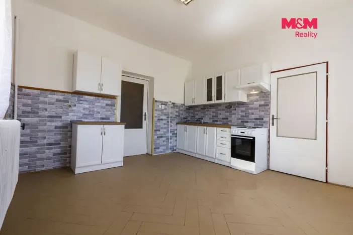 Pronájem rodinného domu, Bušovice - Sedlecko, 300 m2