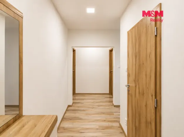 Prodej bytu 2+1, Orlová - Lutyně, Masarykova třída, 59 m2