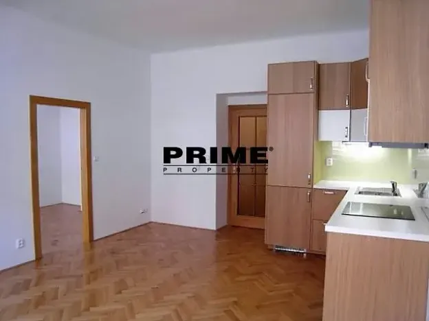Pronájem bytu 2+kk, Praha - Vinohrady, Vinohradská, 50 m2