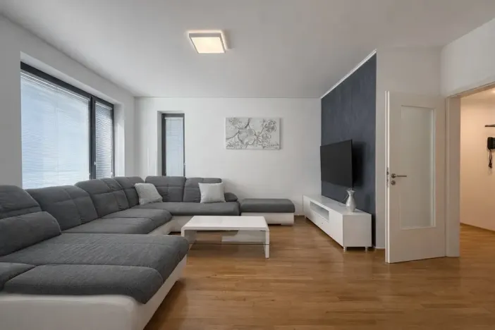 Prodej bytu 2+kk, Praha - Hlubočepy, Devonská, 56 m2
