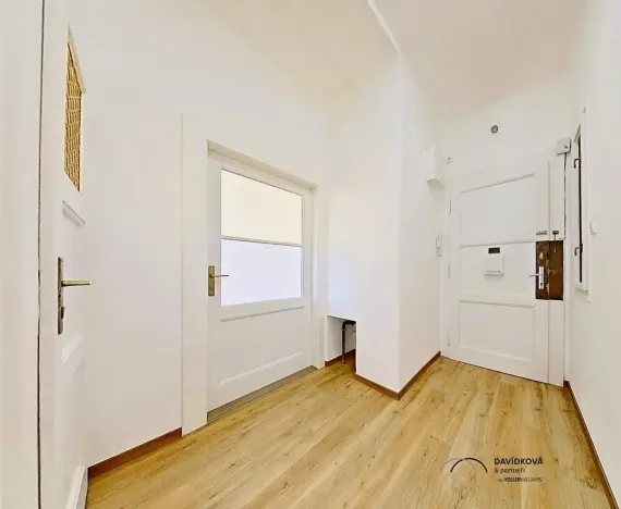 Pronájem bytu 2+1, Praha - Staré Město, Havelská, 68 m2