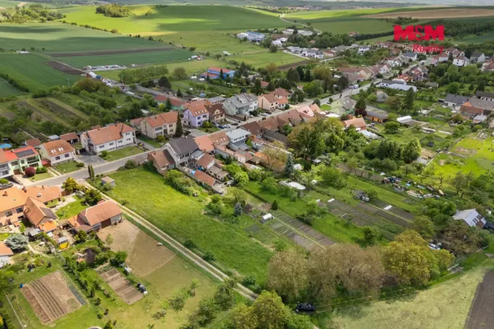 Prodej pozemku pro bydlení, Kovalovice, 1718 m2