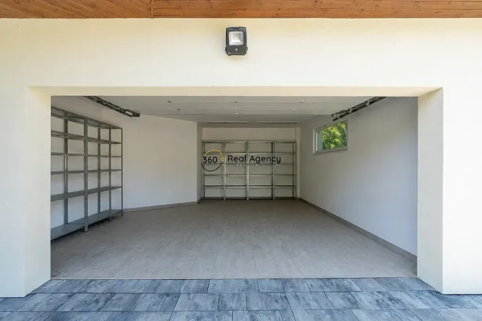 Prodej rodinného domu, Trnová, 214 m2