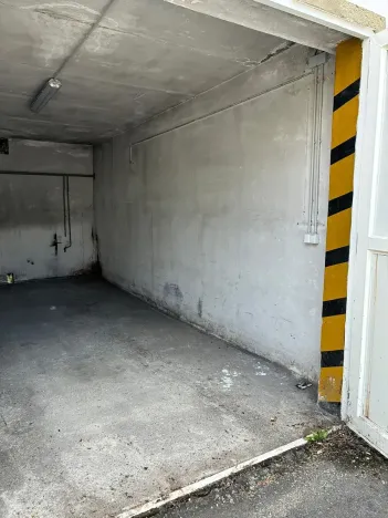 Pronájem garáže, Chodov, U Porcelánky, 22 m2