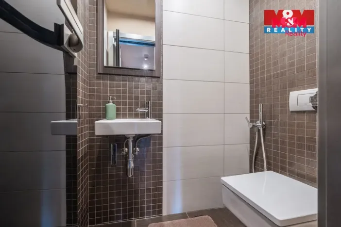 Prodej bytu 2+kk, Horoměřice, T. G. Masaryka, 95 m2