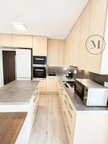 Pronájem bytu 2+kk, České Budějovice, Klaricova, 52 m2