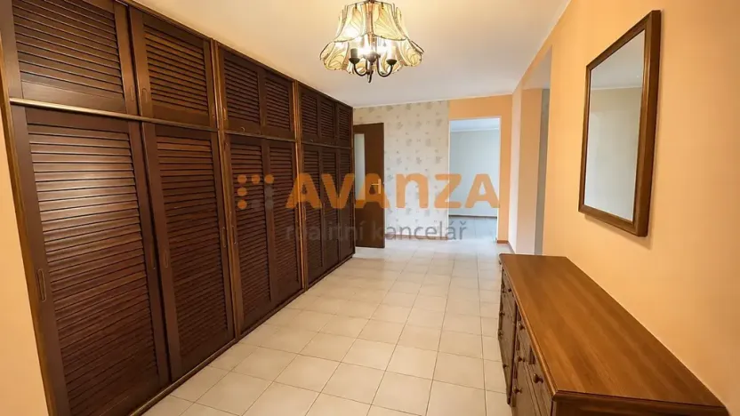 Prodej komerční nemovitosti, Děčín, Riegrova, 1200 m2