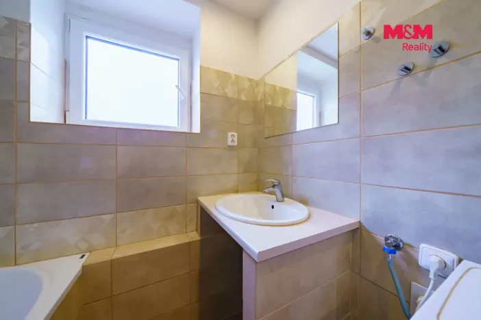 Pronájem bytu 2+1, Horní Slavkov, Zahradní, 45 m2