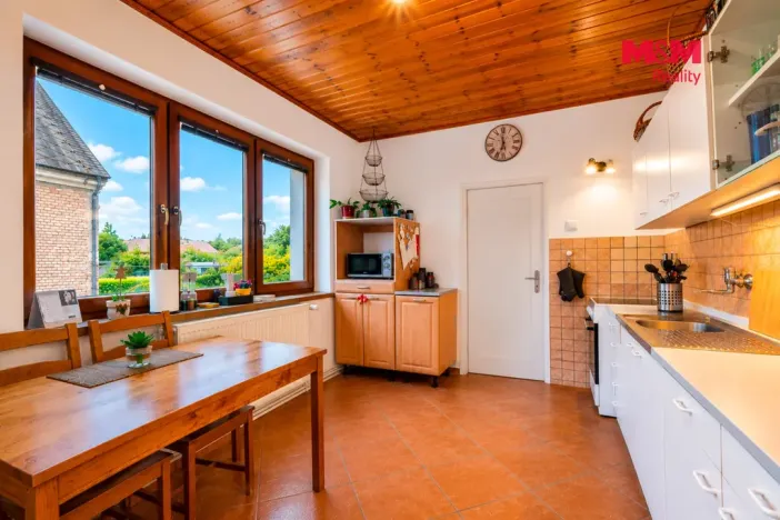Prodej rodinného domu, Hrádek nad Nisou - Donín, Tovární, 260 m2