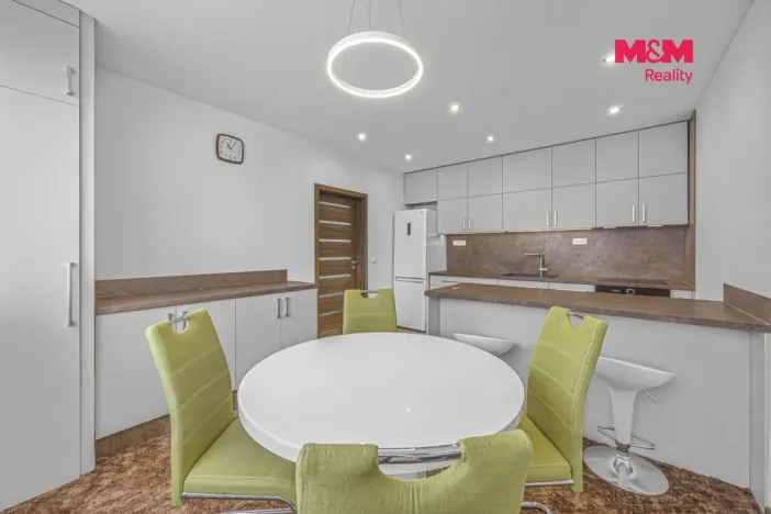 Pronájem bytu 2+kk, Hradec Králové - Nový Hradec Králové, Durychova, 47 m2