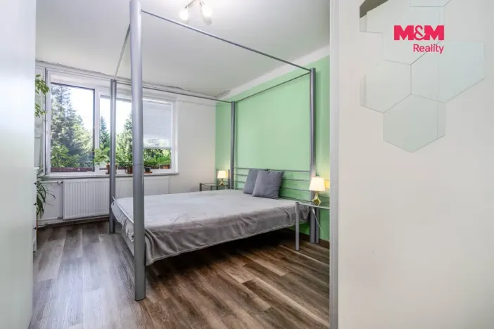 Prodej bytu 3+1, Zásmuky, Družstevní, 77 m2
