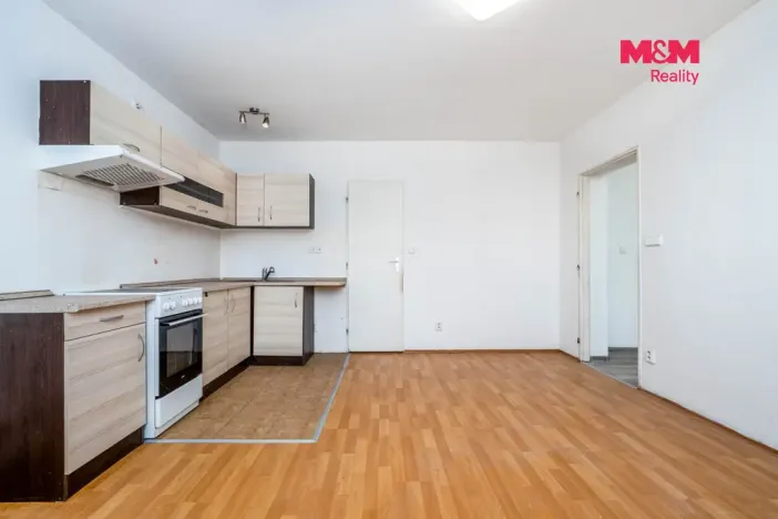 Prodej bytu 2+kk, Milovice, Mírová, 42 m2