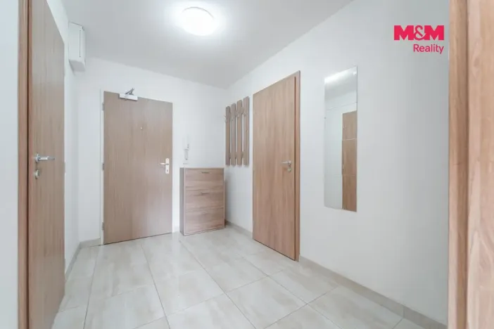 Prodej bytu 2+kk, Praha, Ke kříži, 50 m2